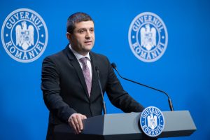 From Hypothetical Scenarios to Political Firestorm: How Romania’s Greenland Debate Spiraled Online